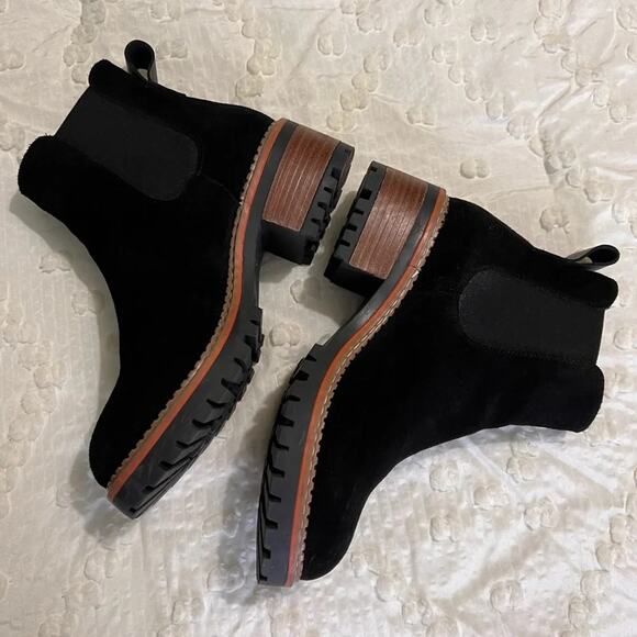 Bertuchi Black Suede Booties Size 39 - Picture 4 of 10